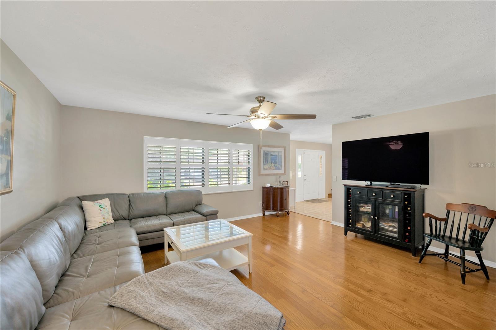 Living room is 17' x 14' in size.