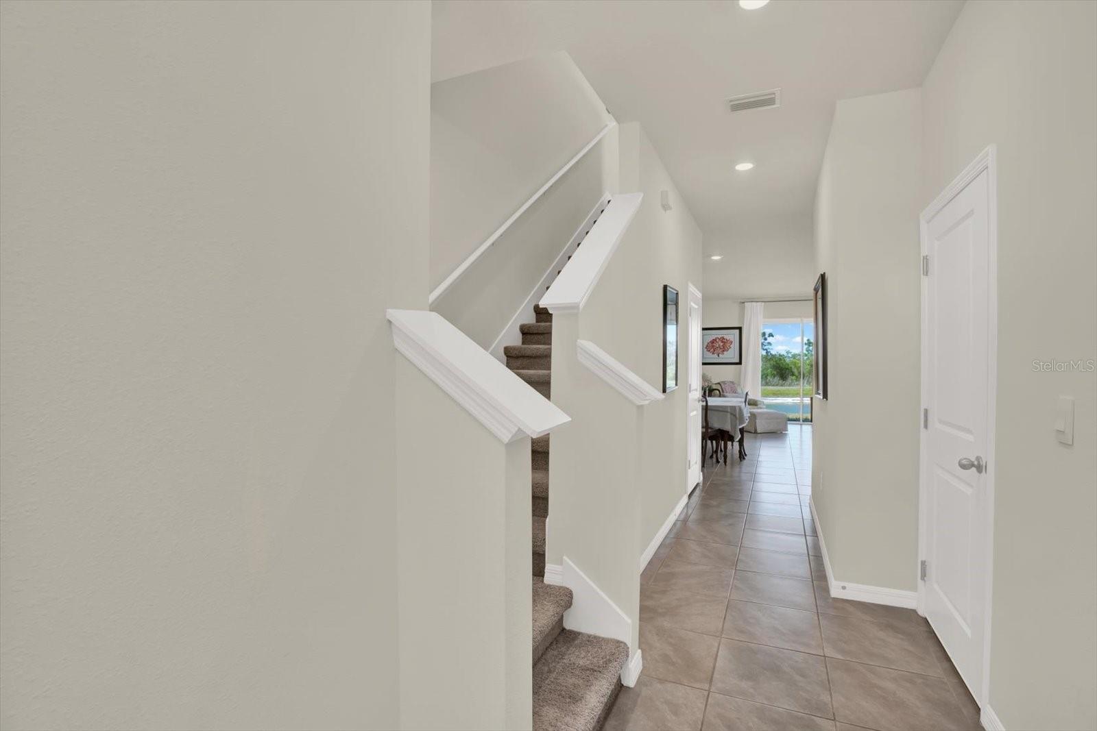 ENTRANCEWAY