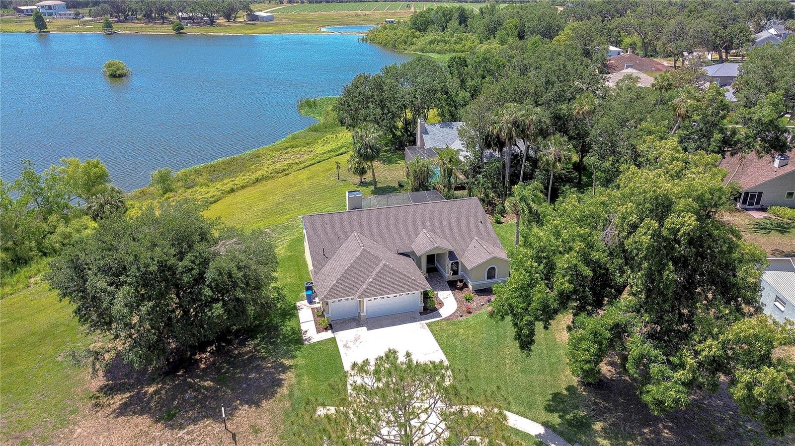 Rare property in Seffner!