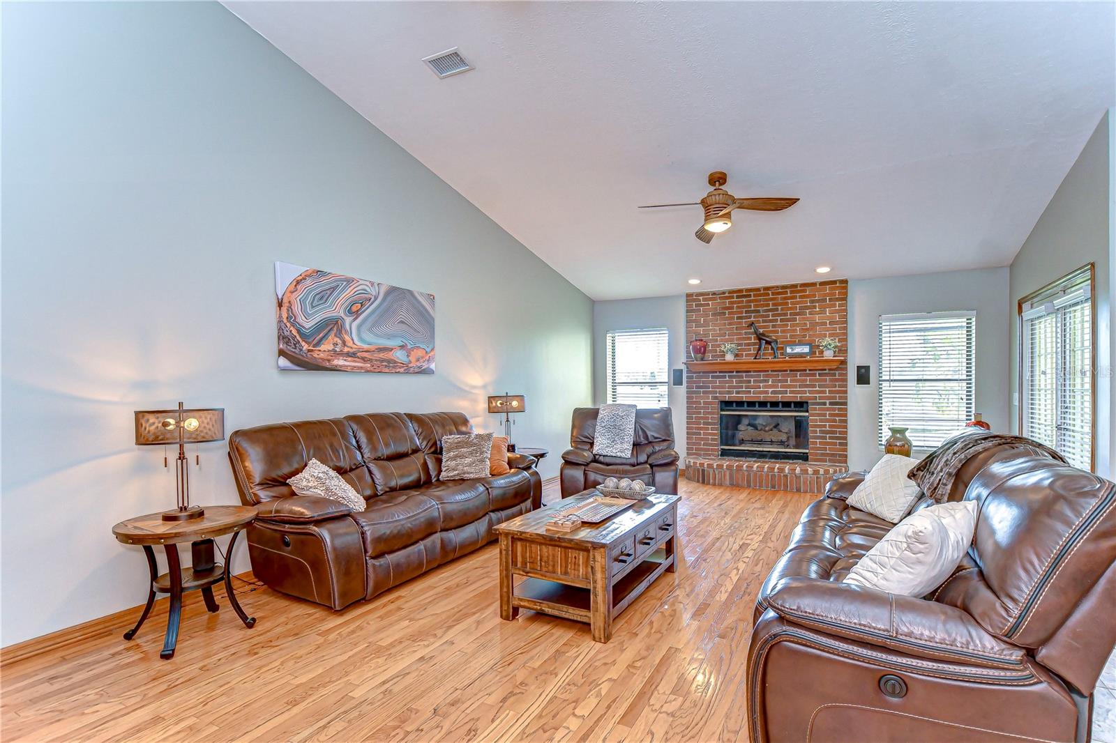 Great room with beauitful hardwood floors!