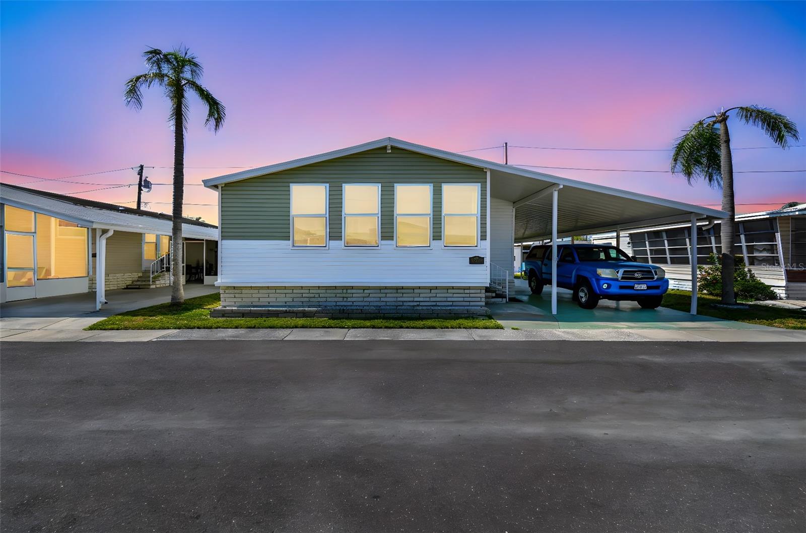 Front exposure at Dusk
