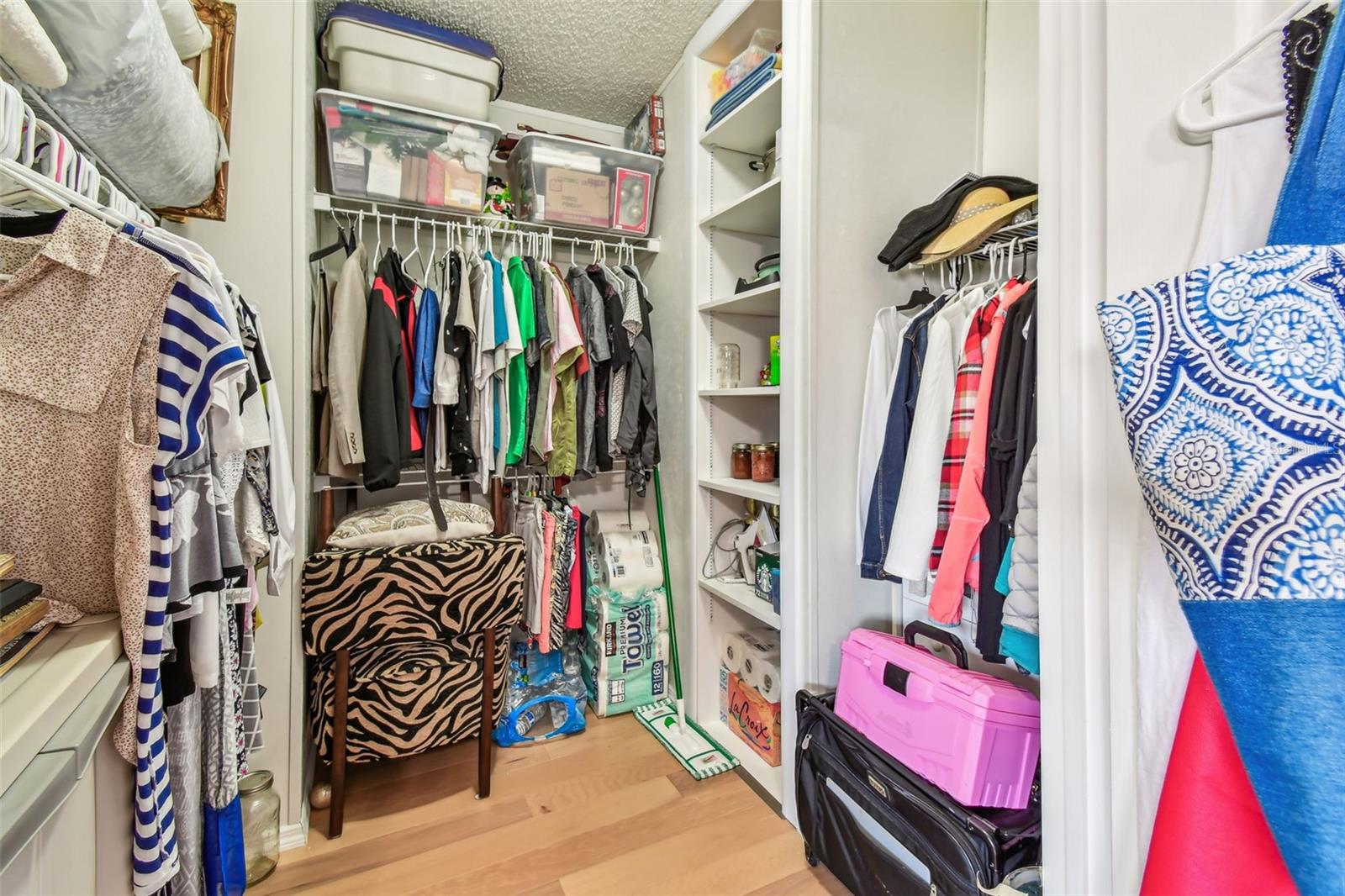 Walk in closet