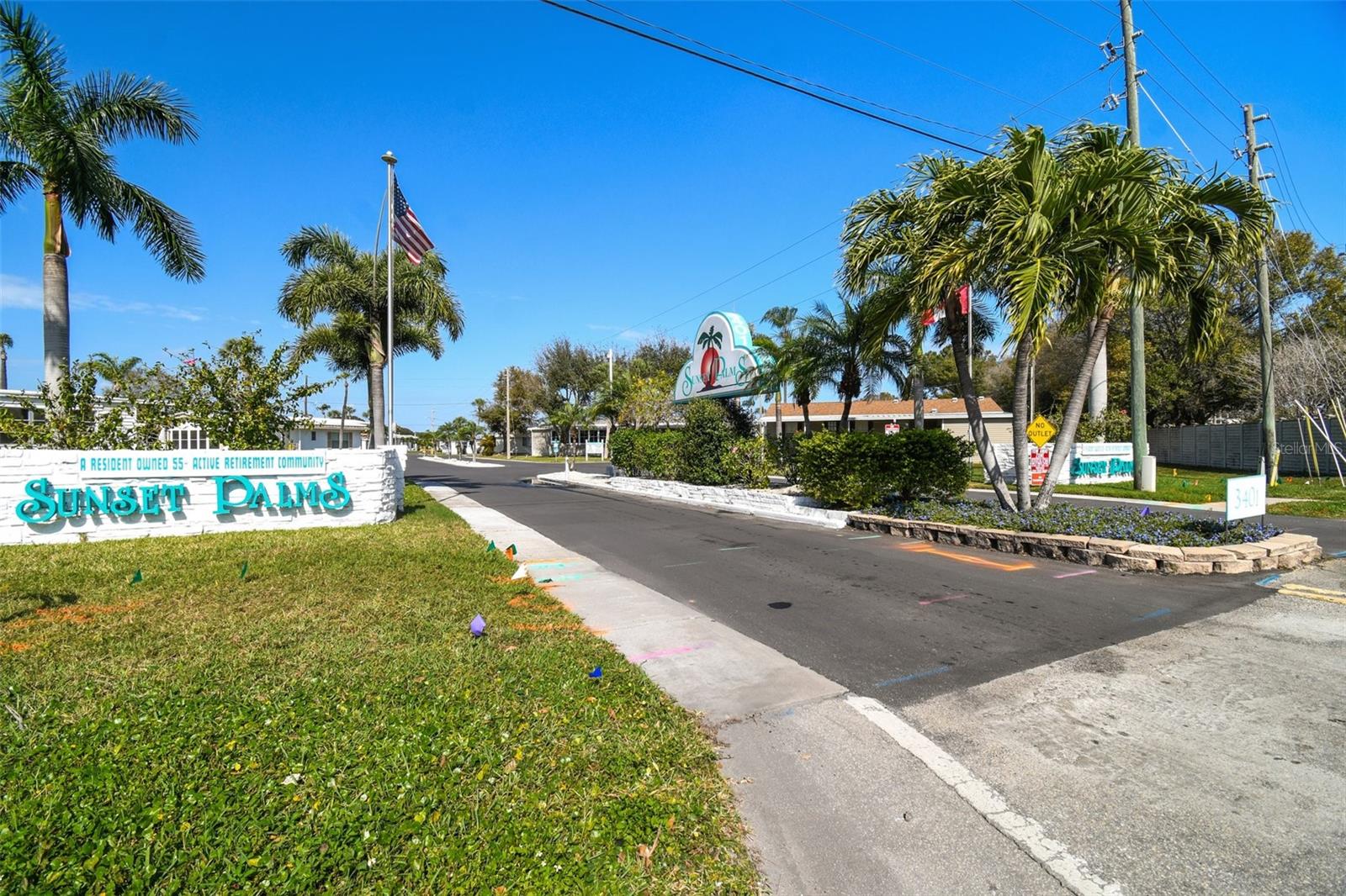 Entrance to Sunset Palms
