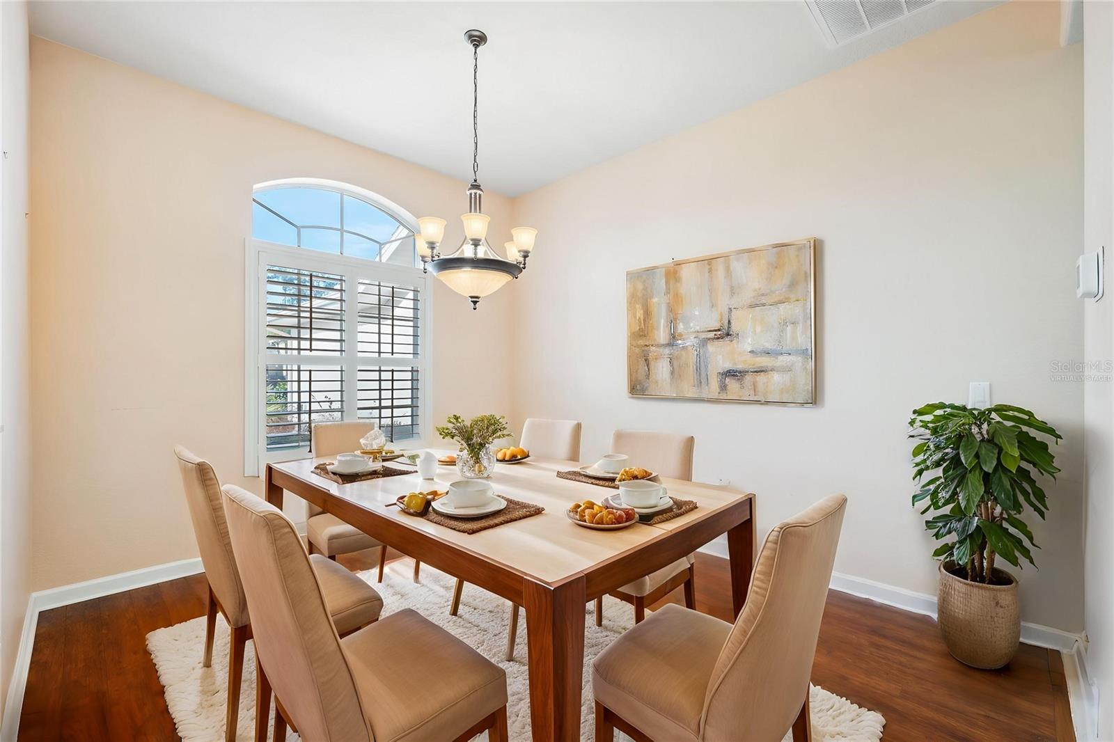 Dining Room Virtually Staged