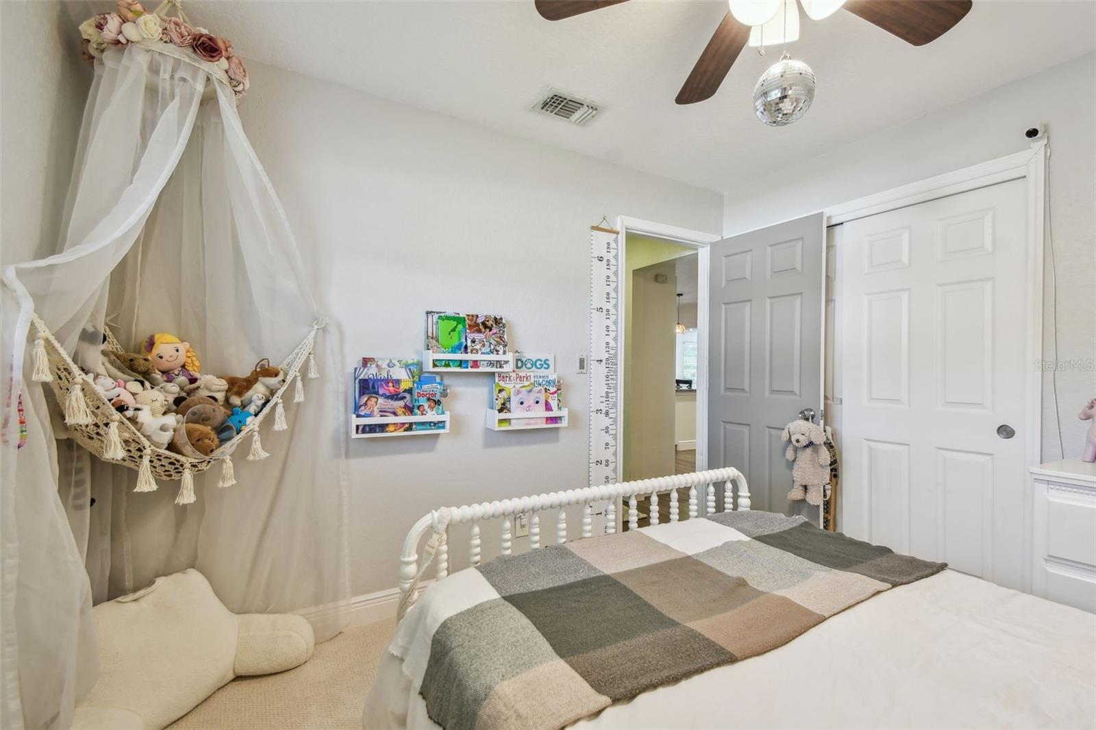 Bedroom 3 alternate view -
