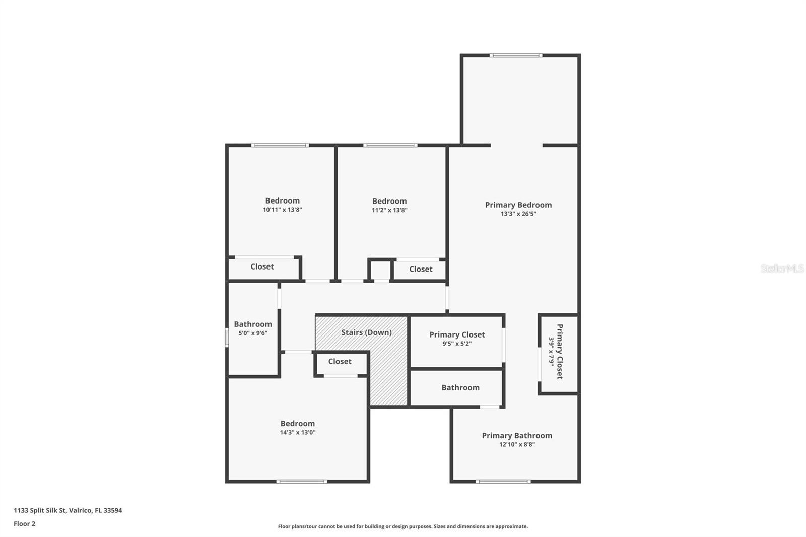 Second level features all 4 bedrooms....and 2 full bathrooms!