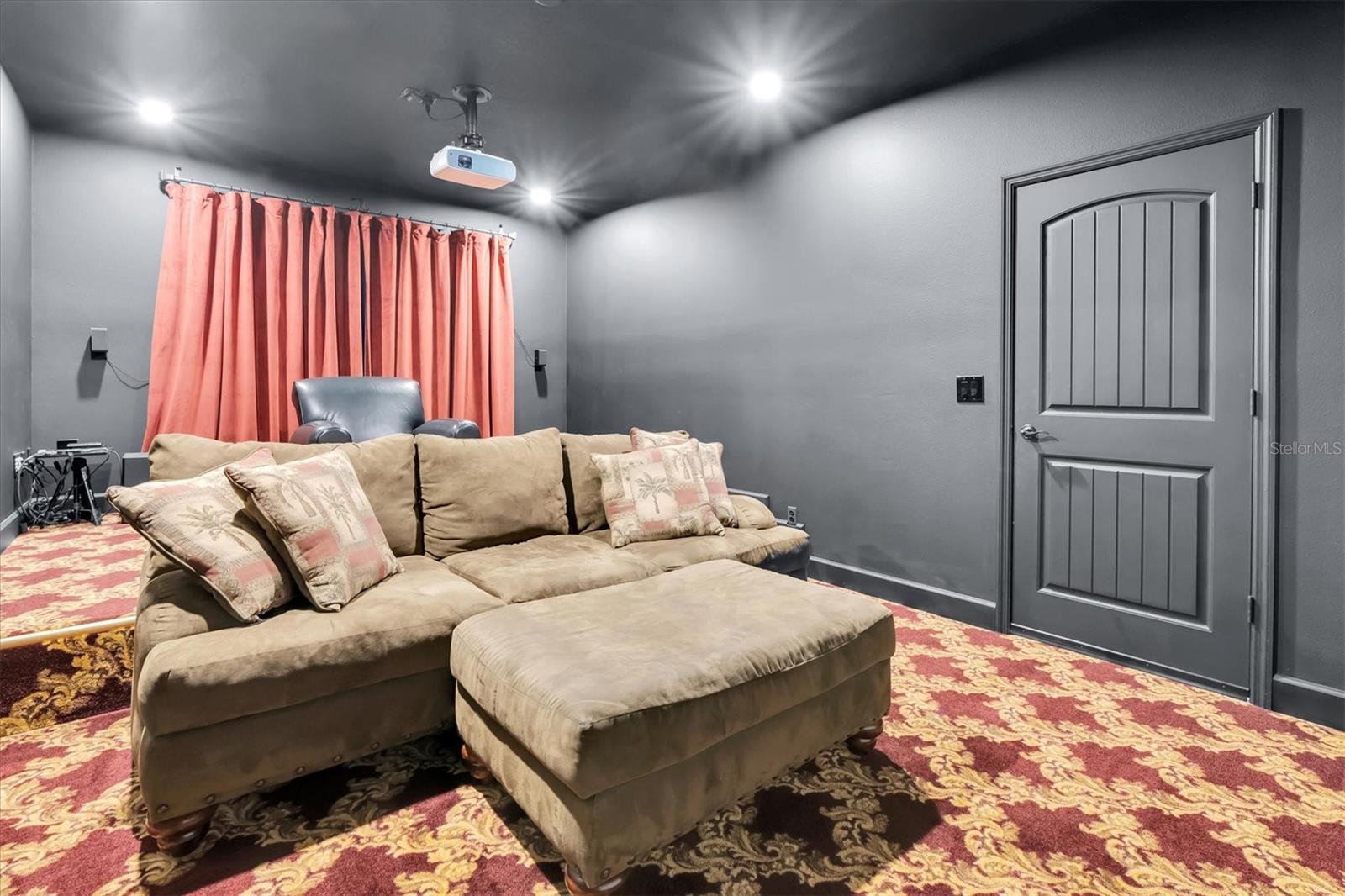 HOME THEATER