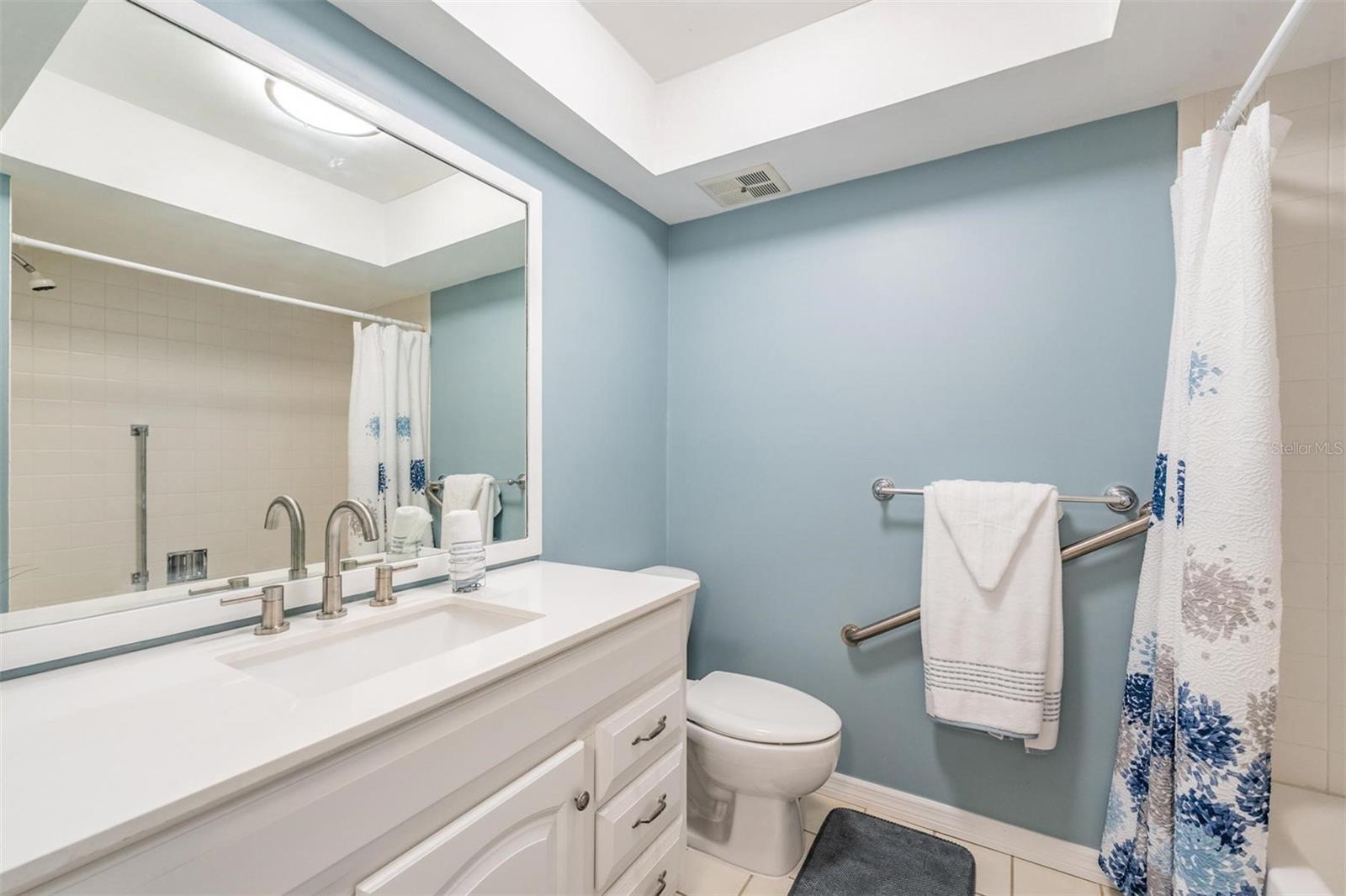 Full Guest Bath