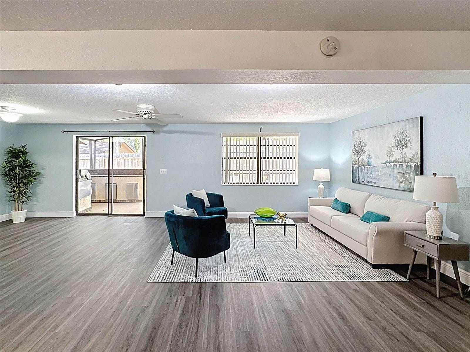 A SECOND LIVING AREA.