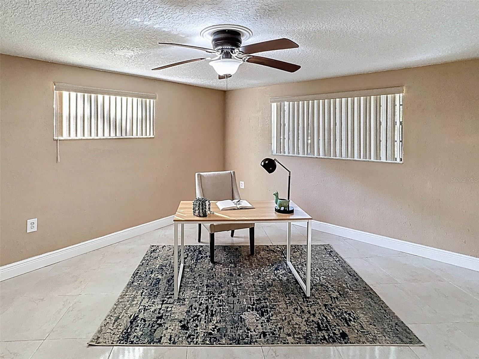 ANOTHER LARGE BEDROOM