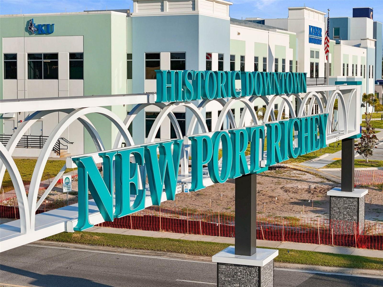 1 MILE TO DOWNTOWN NEW PORT RICHEY