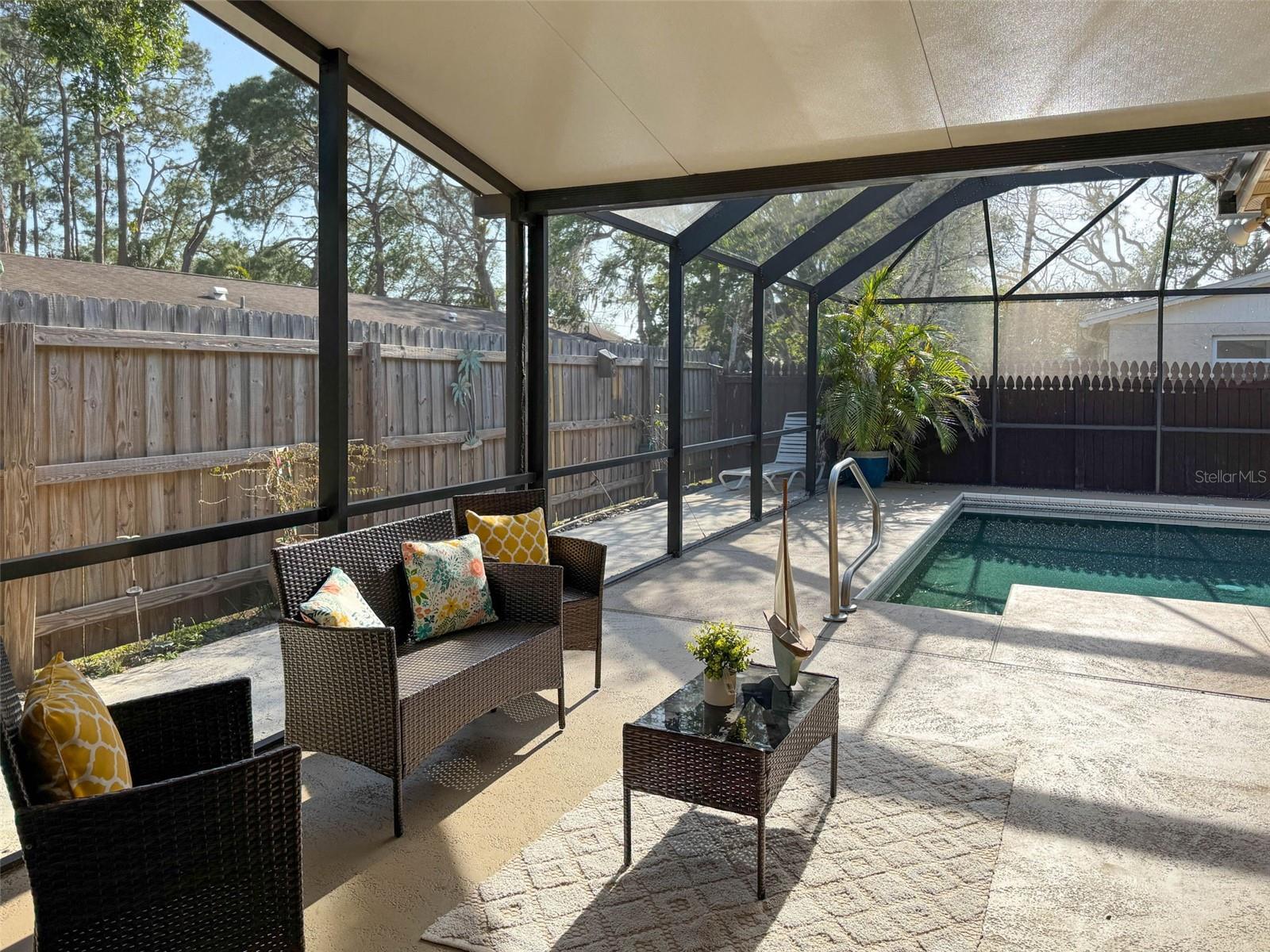 OUTDOOR LIVING AREA