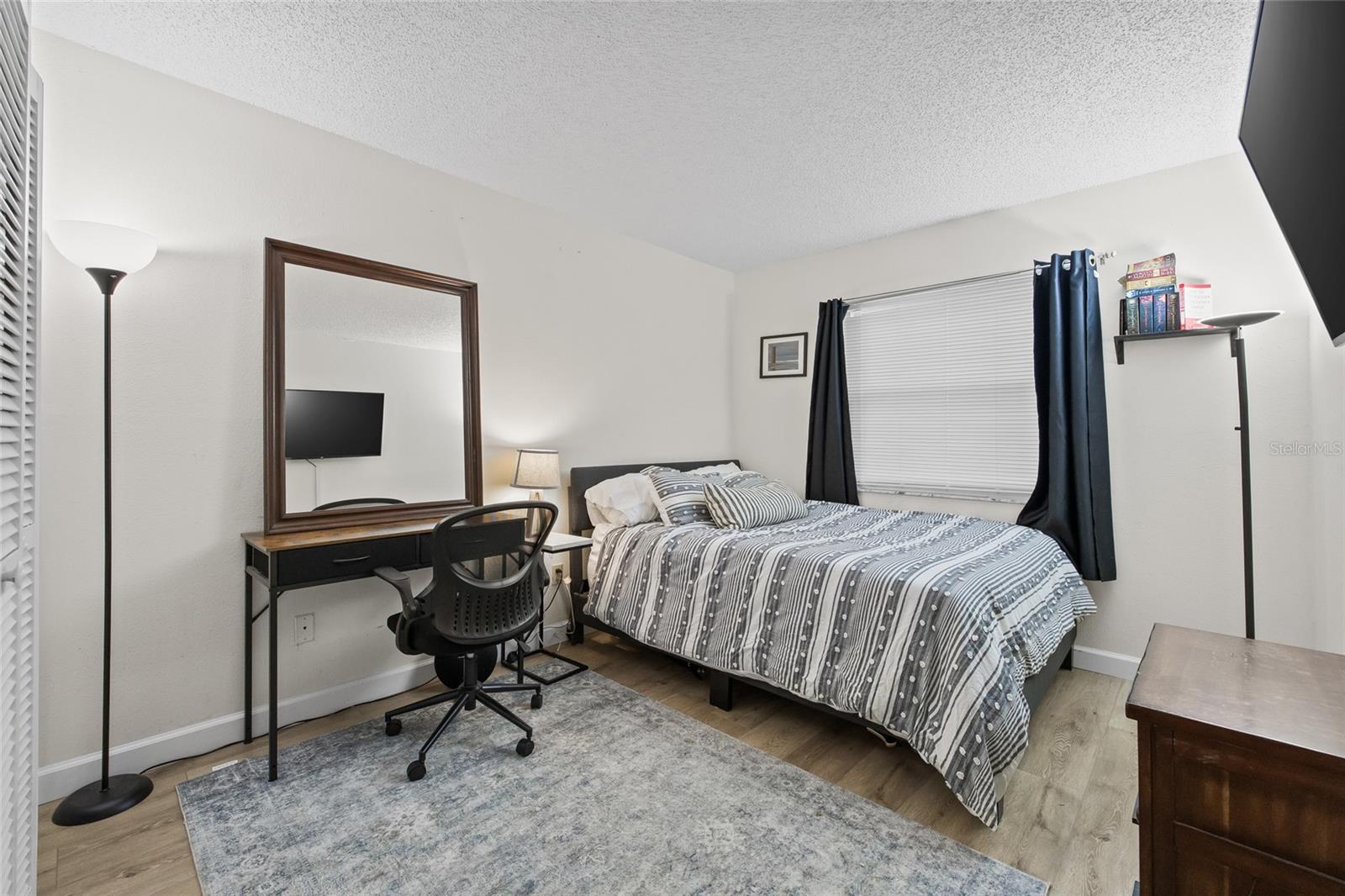 2nd Bedroom with Large Closet