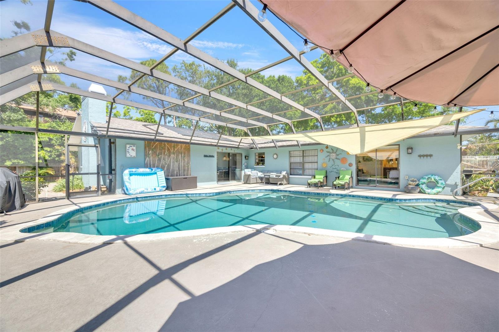 Private Screened Pool