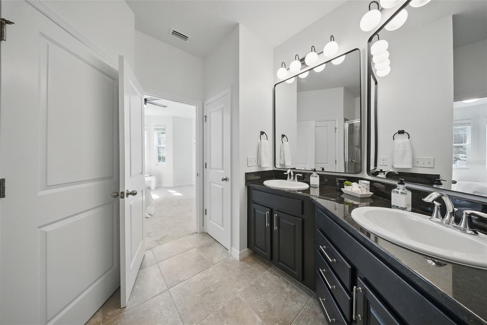 Primary En Suite