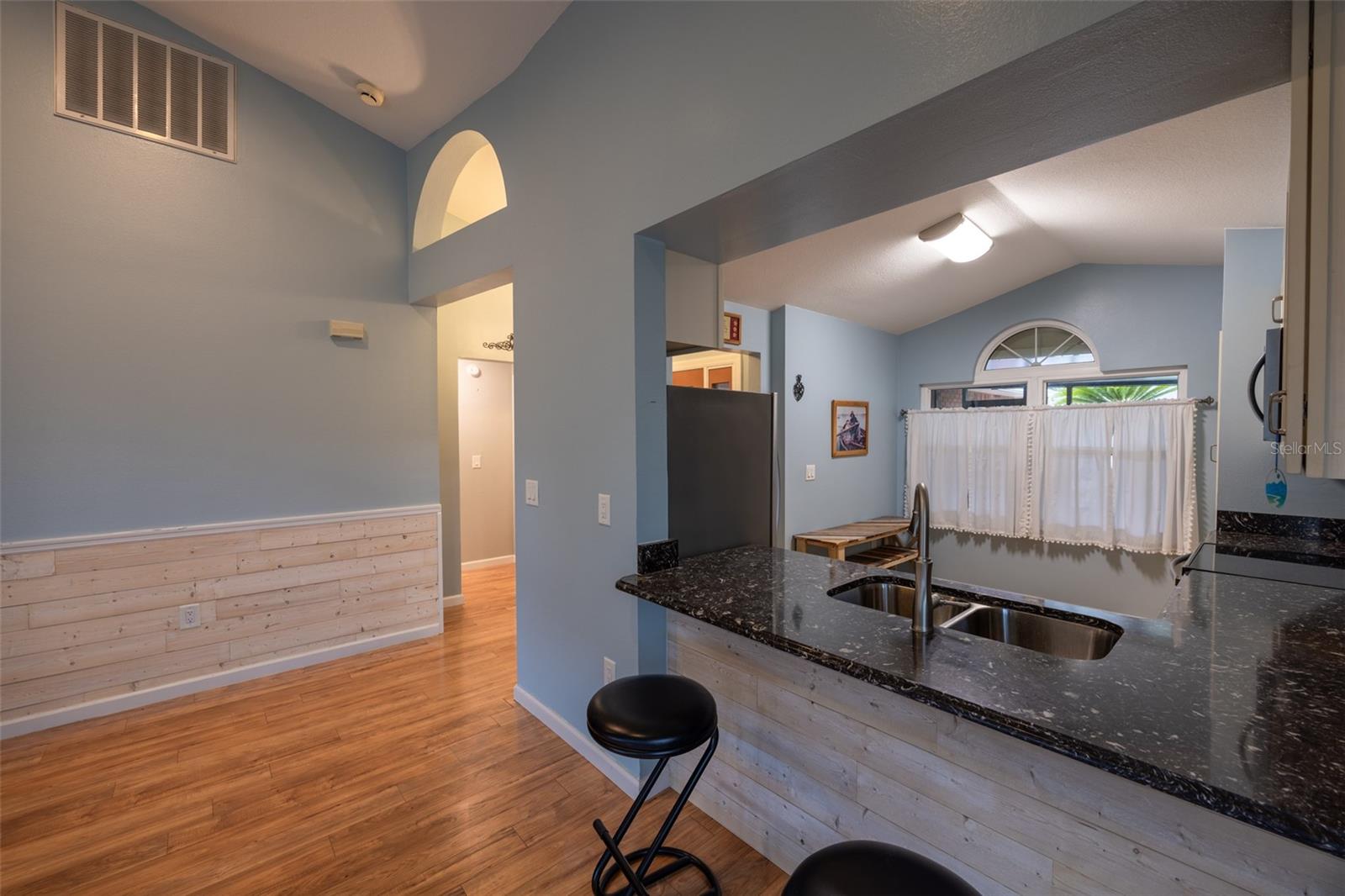 Breakfast Bar