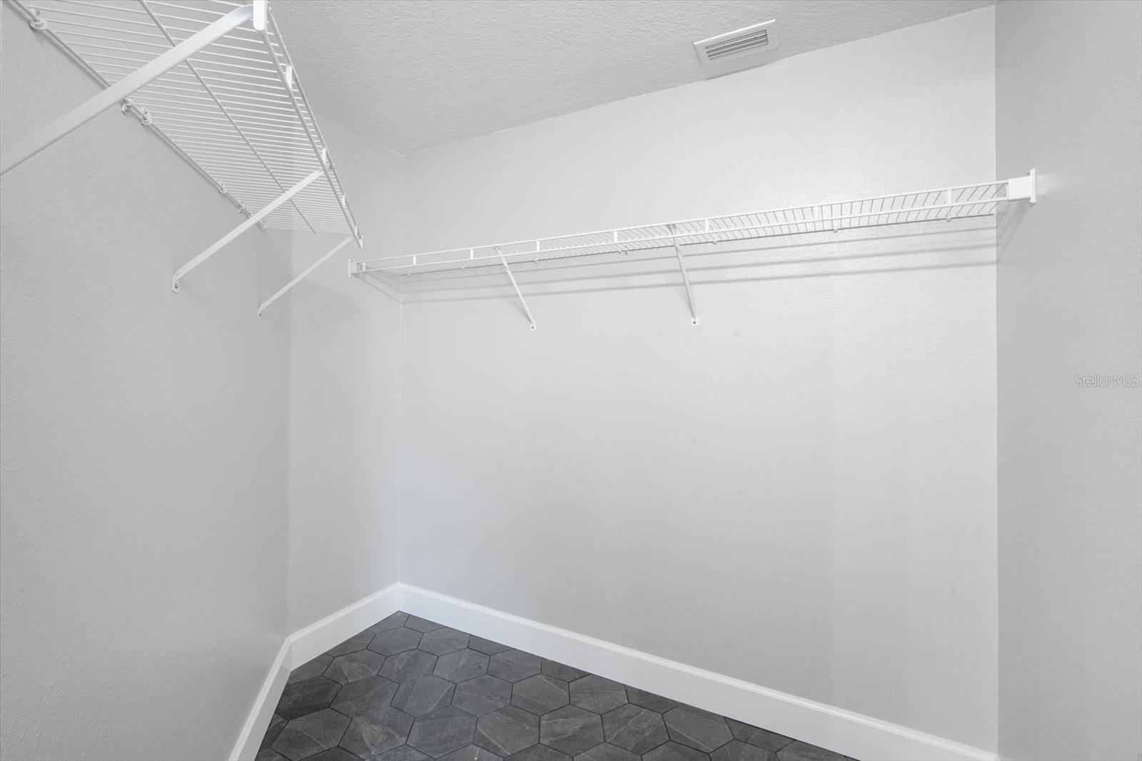 Walkin Closet