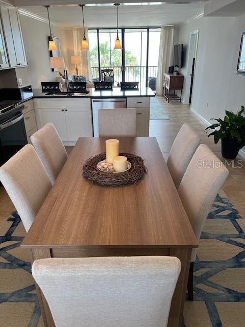 Exquisite Dining Area Great for Hosting