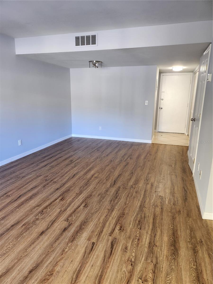 Living Room/Dining Room