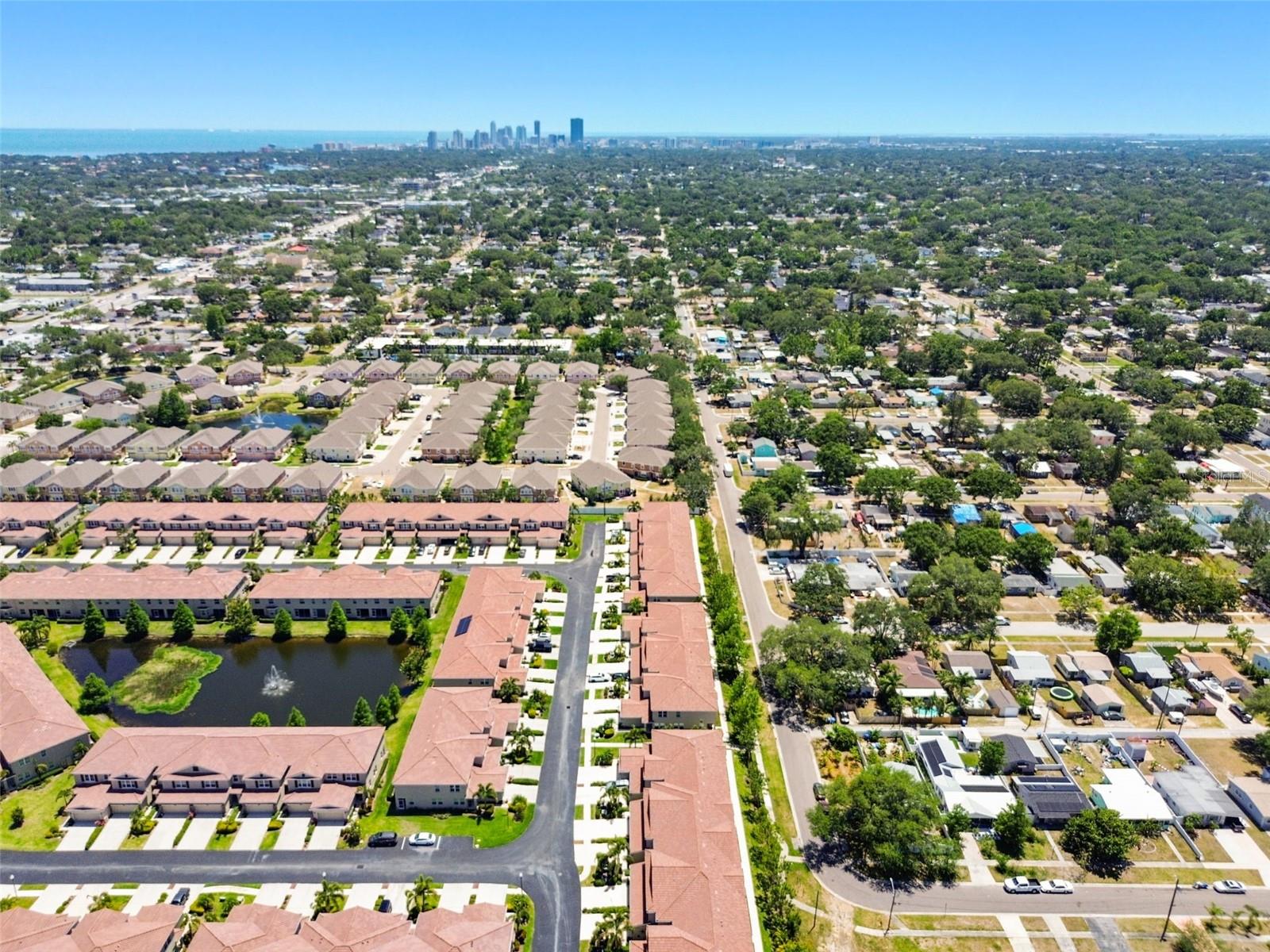 Community Close to Downtown St. Pete