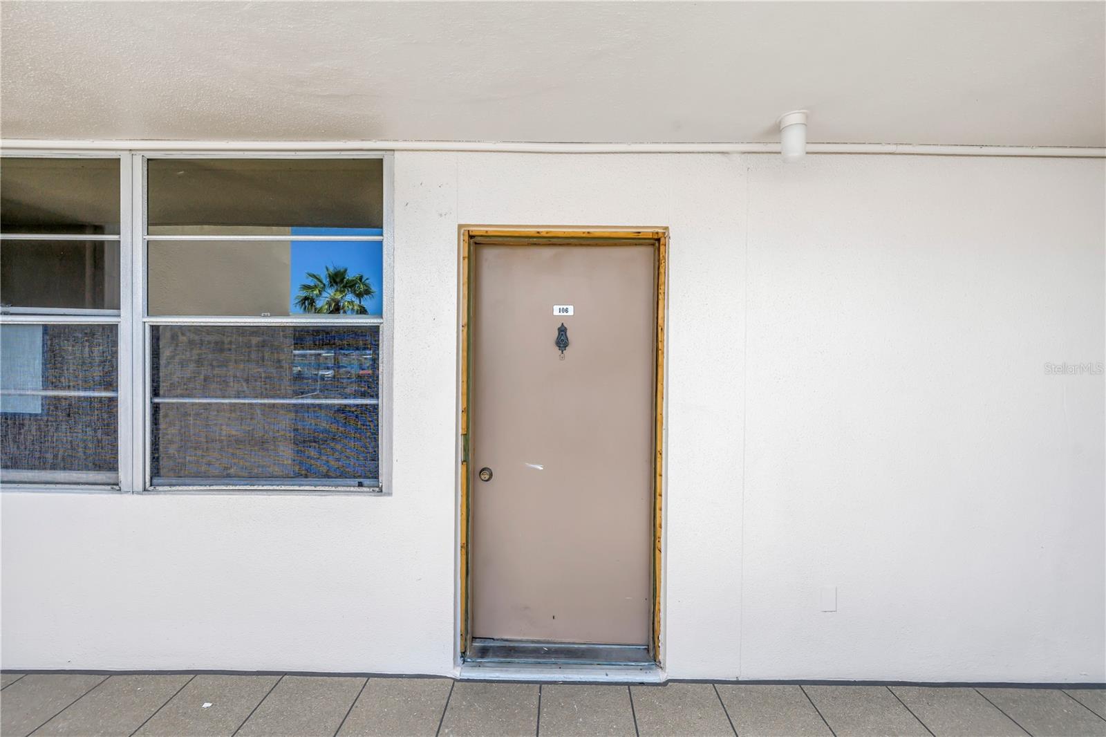 Front of unit