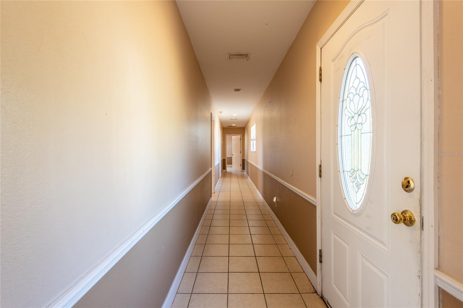 Side entry/exit