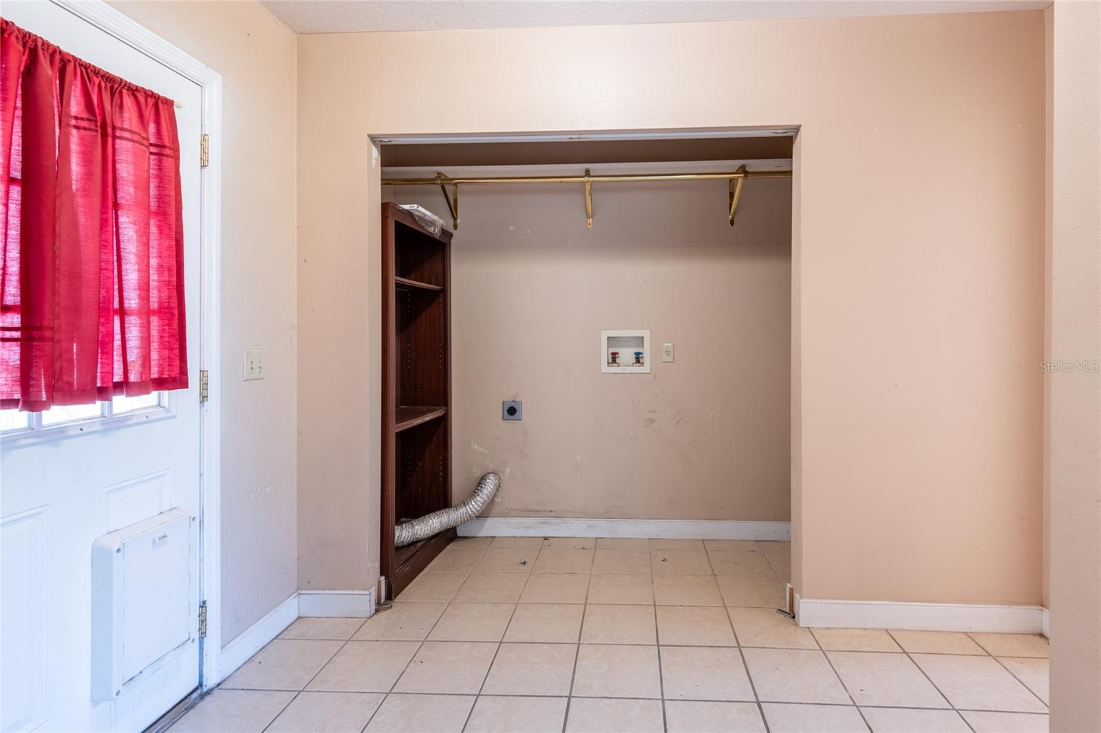 Laundry closet
