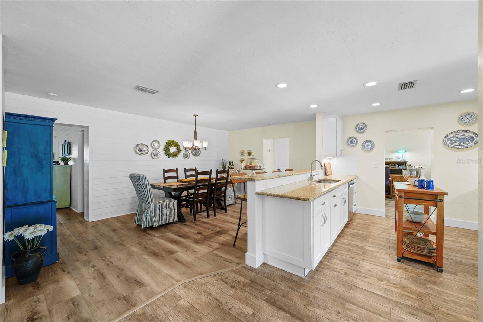 Kitchen/dining