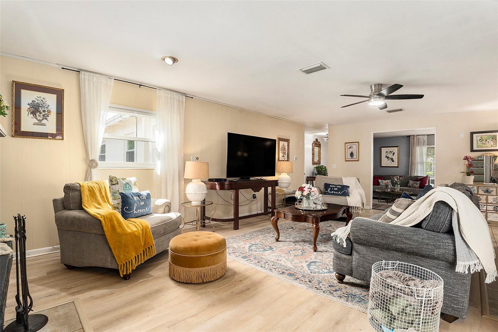 626 Marphil Loop, Brandon, FL 33511 - Family Room