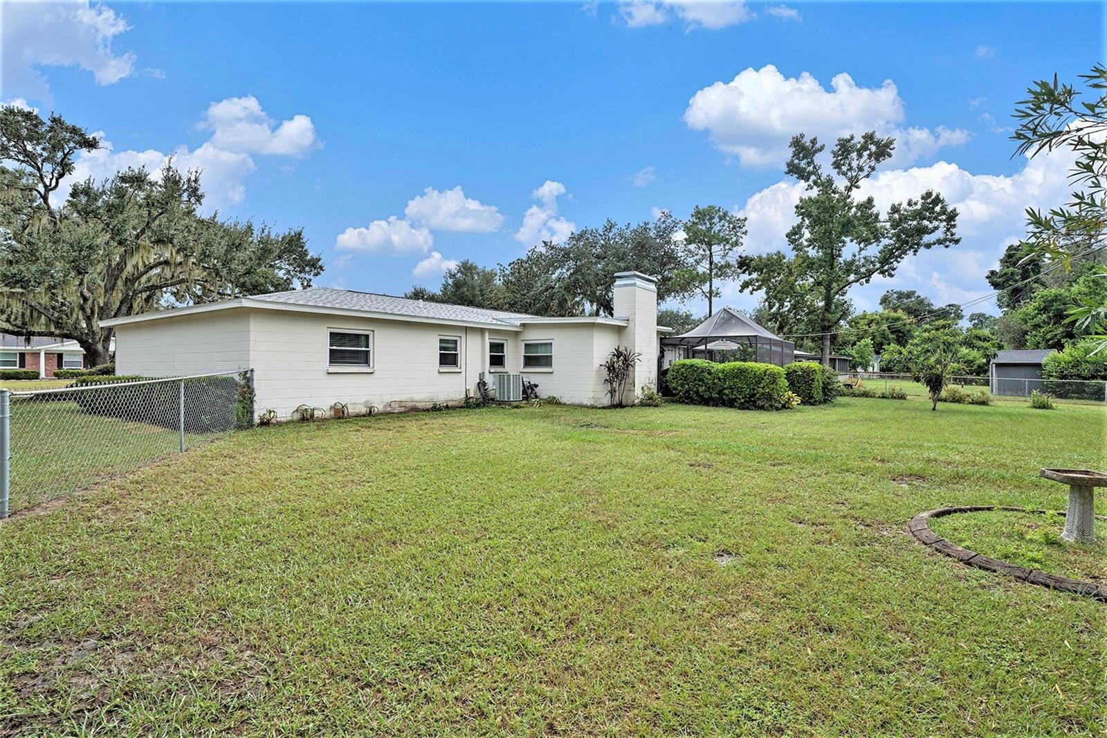 626 Marphil Loop, Brandon, FL 33511 - Backyard
