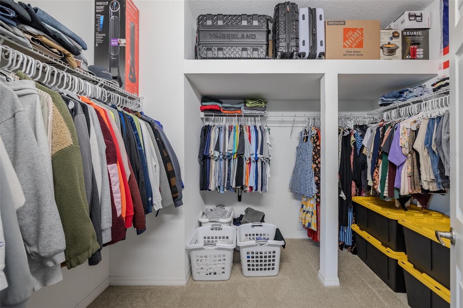 Very Large Primary Bedroom CLoset