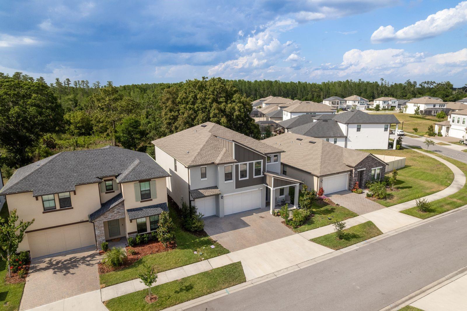 View of front of home and neighborhood