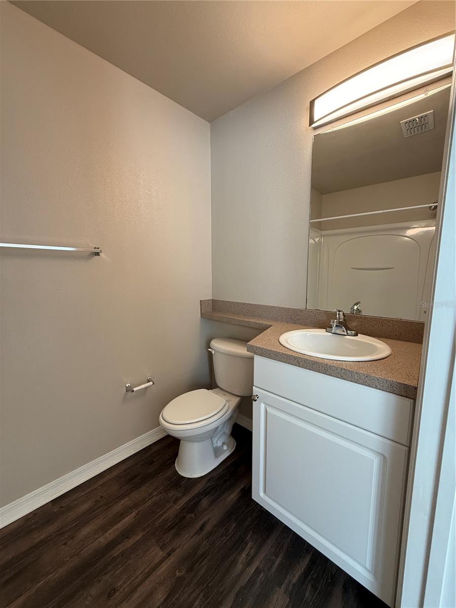 Guest Bedroom En-Suite