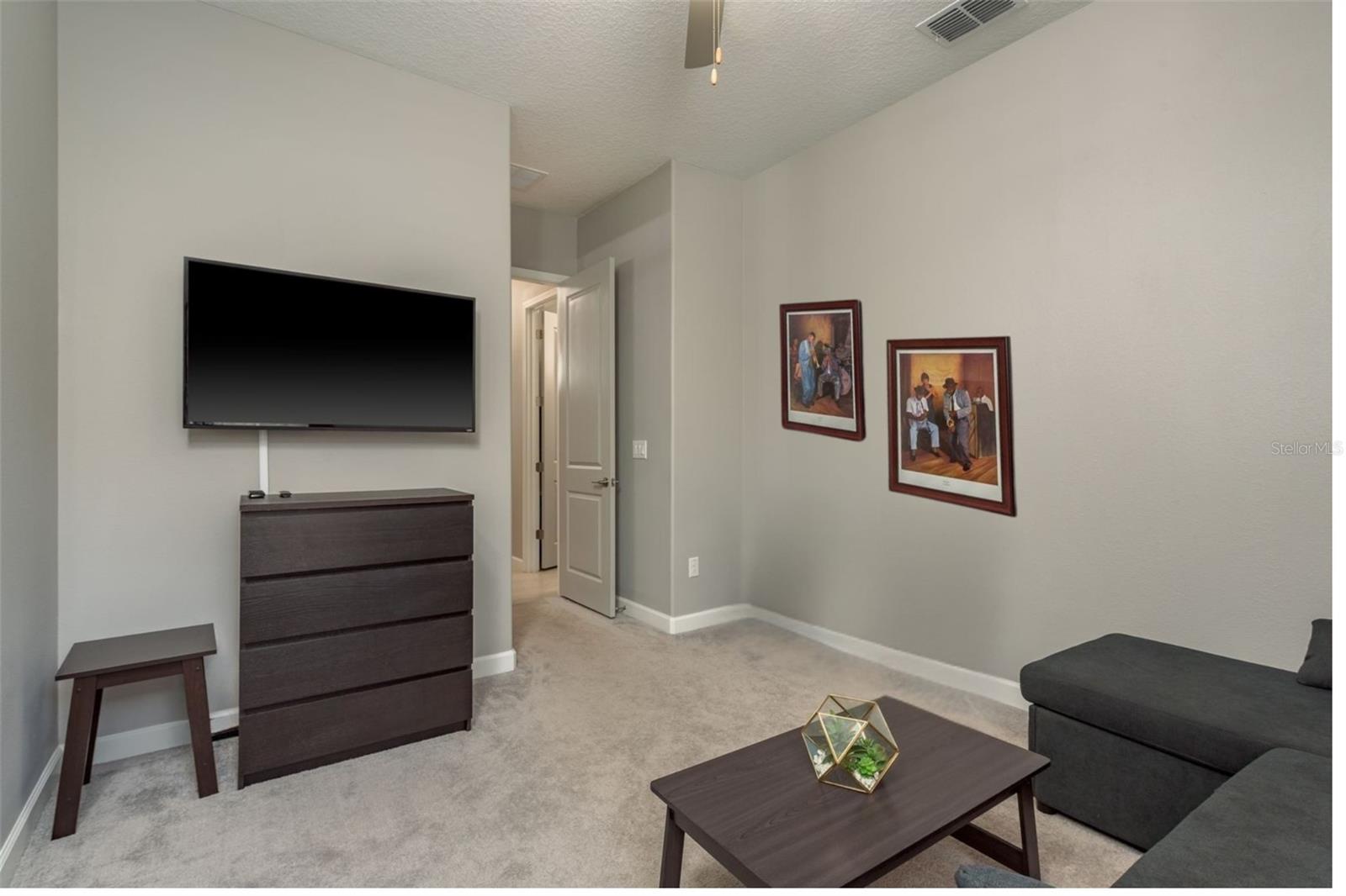 2nd Bedroom