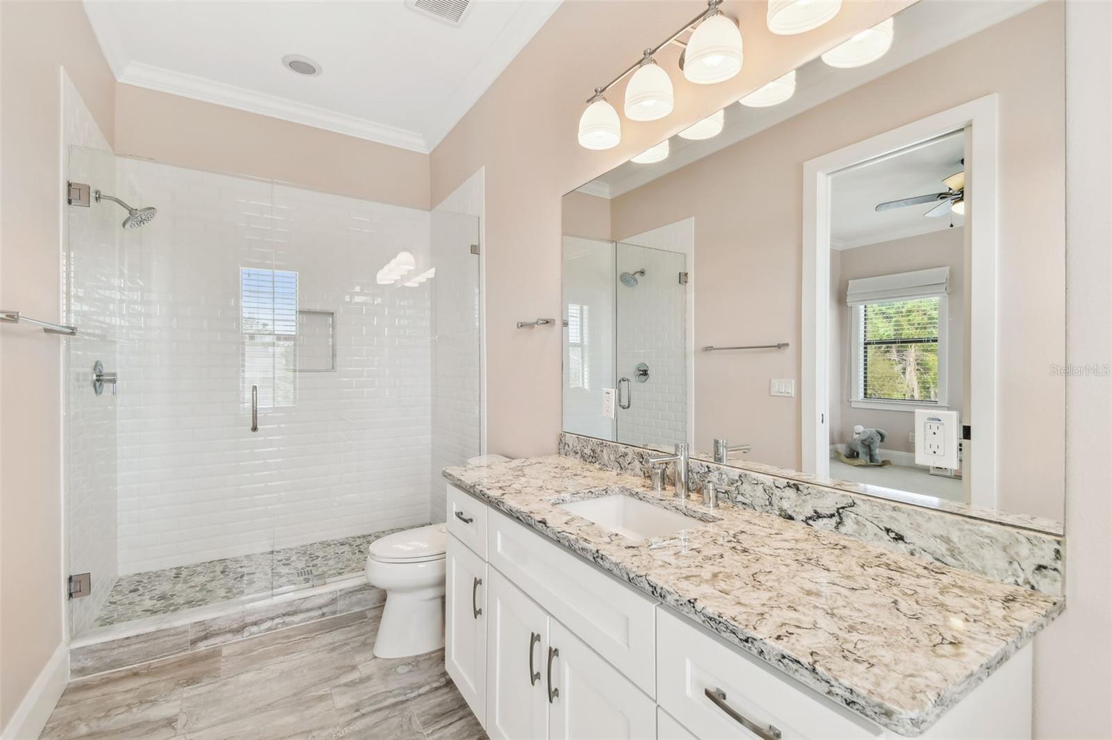 Guest bath 1