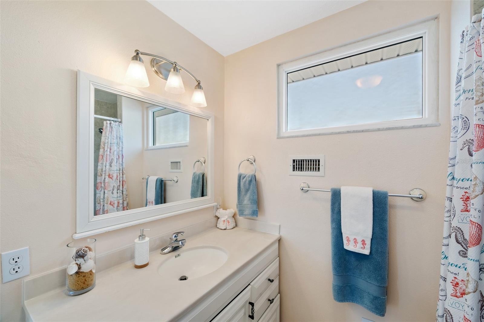 Third Floor Penthouse Ensuite Bathroom