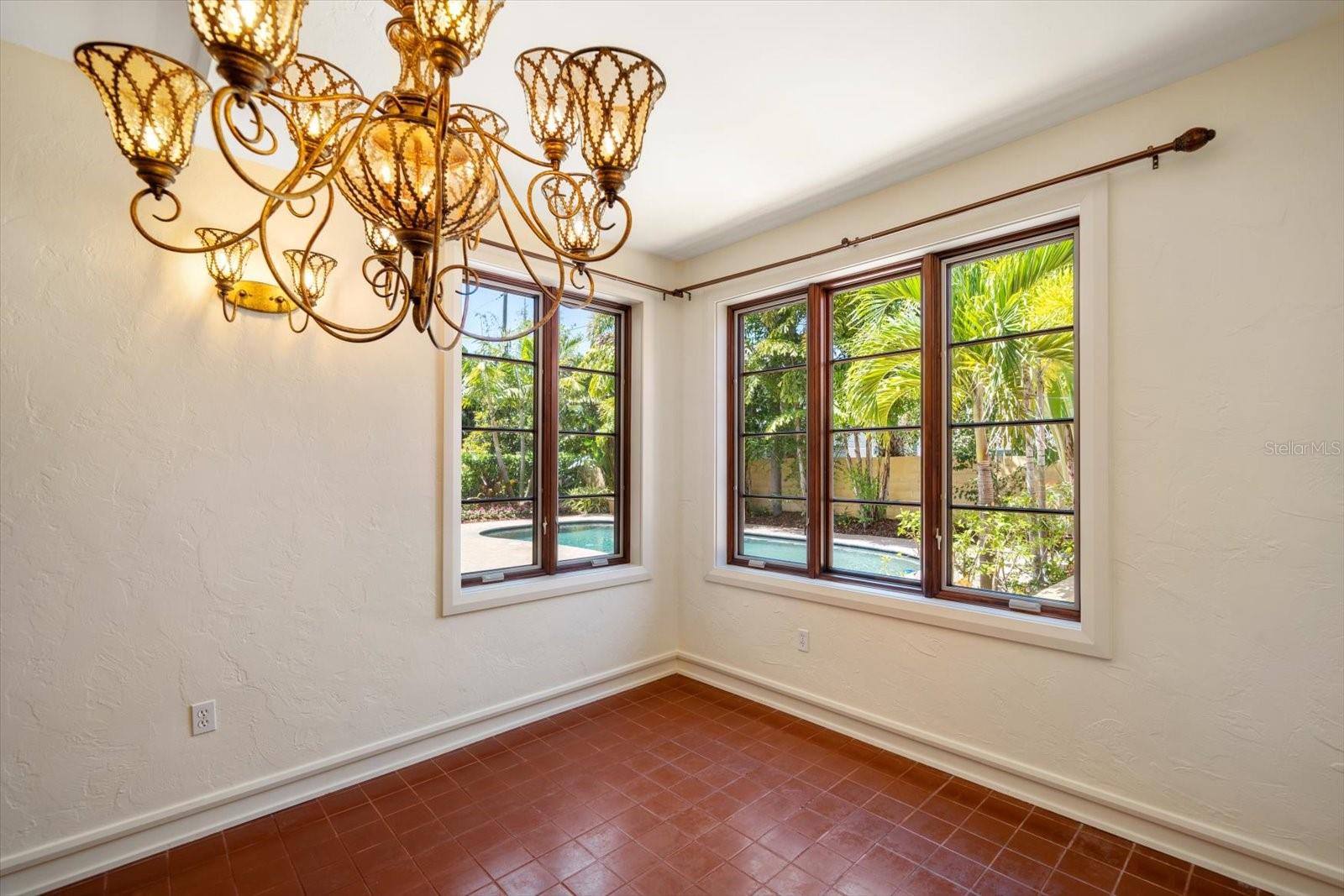 Breakfast Room