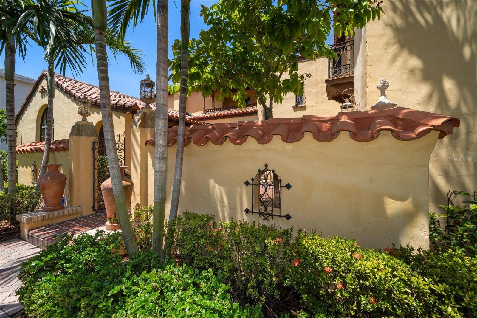 Front Exterior to the Courtyard