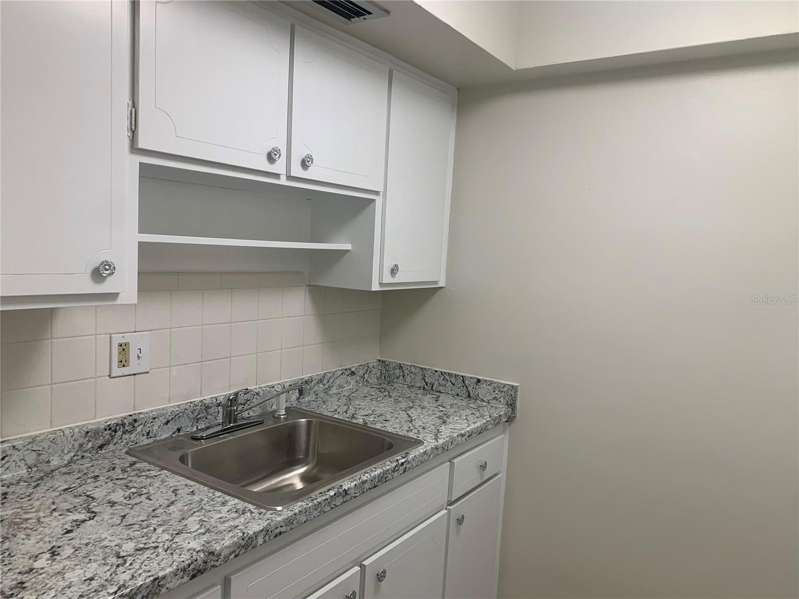 Kitchen - new countertops