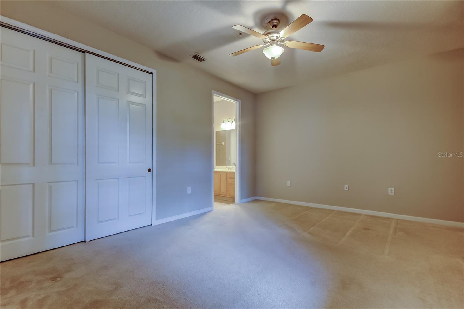 2nd bedroom closet