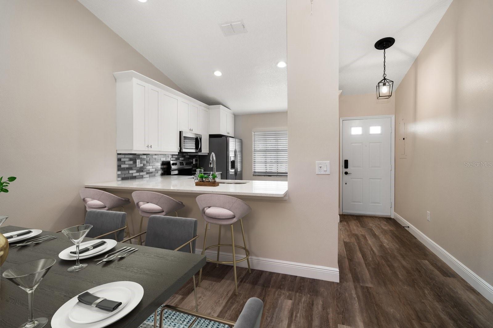 Dining & Breakfast Bar