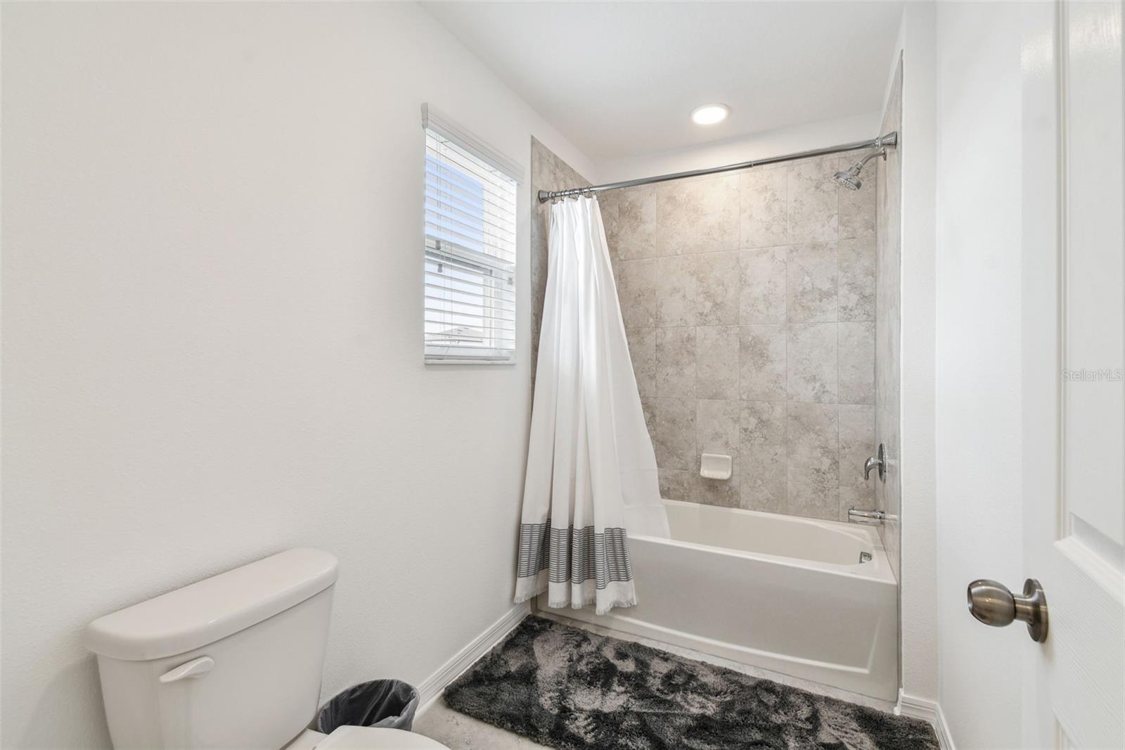 family bath tub/toilet