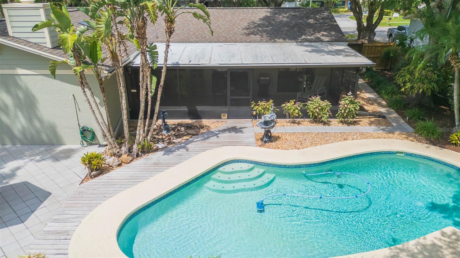 Pool & Lanai