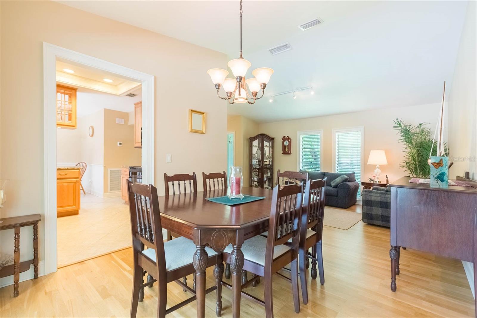 Formal Dining