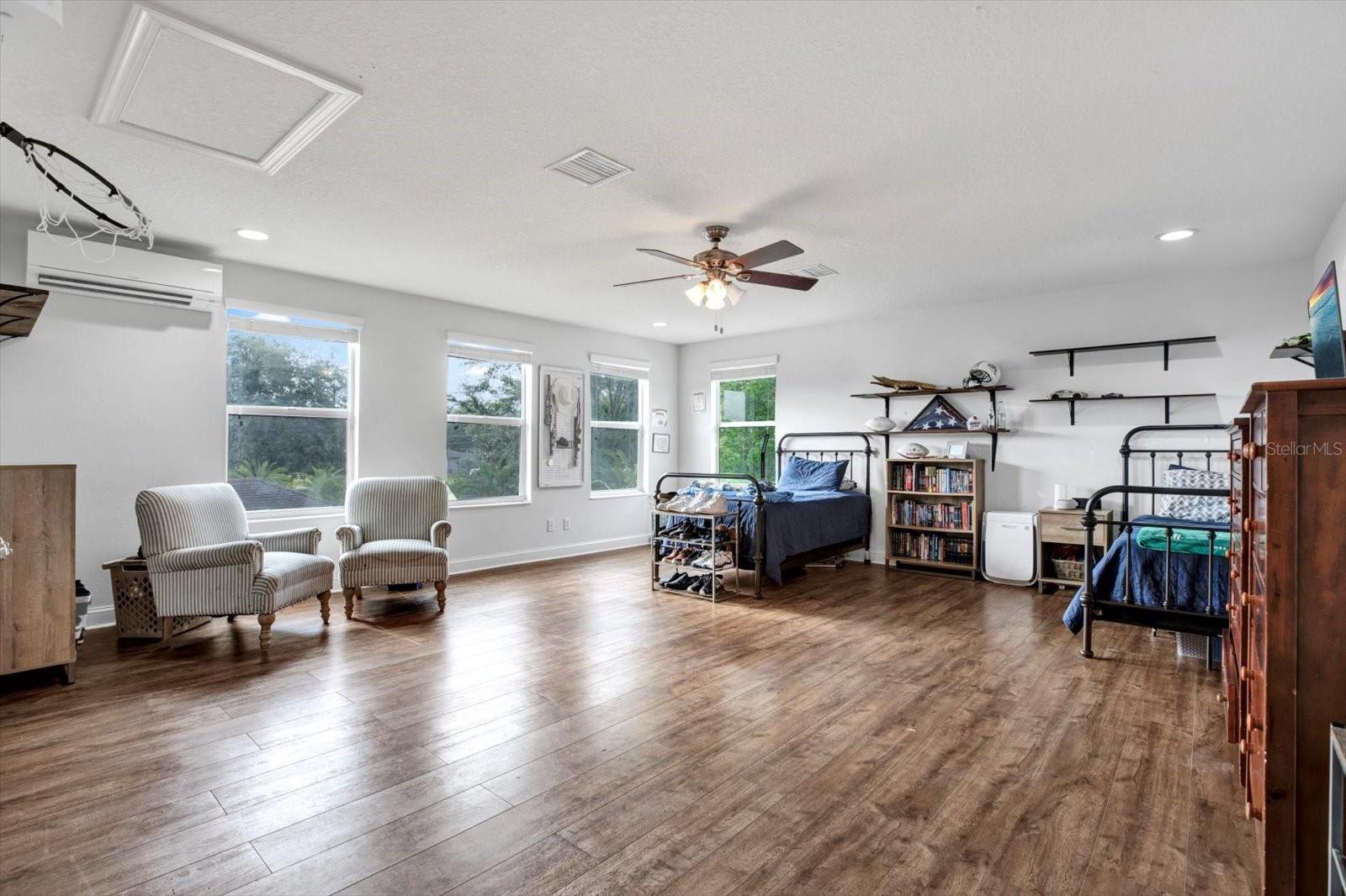 Upstairs Bonus with Half Bath
