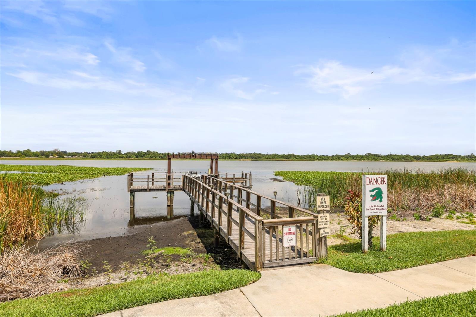 Fishing dock