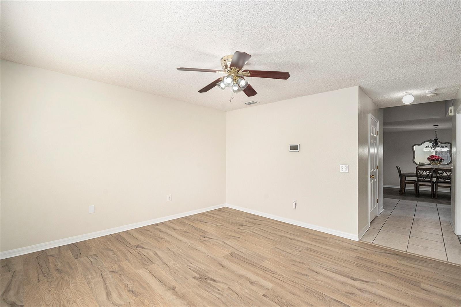 Flex Room