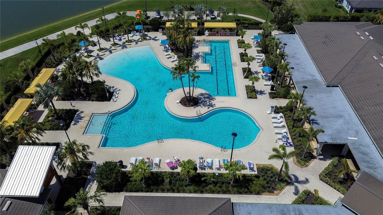 HUGE community pool!