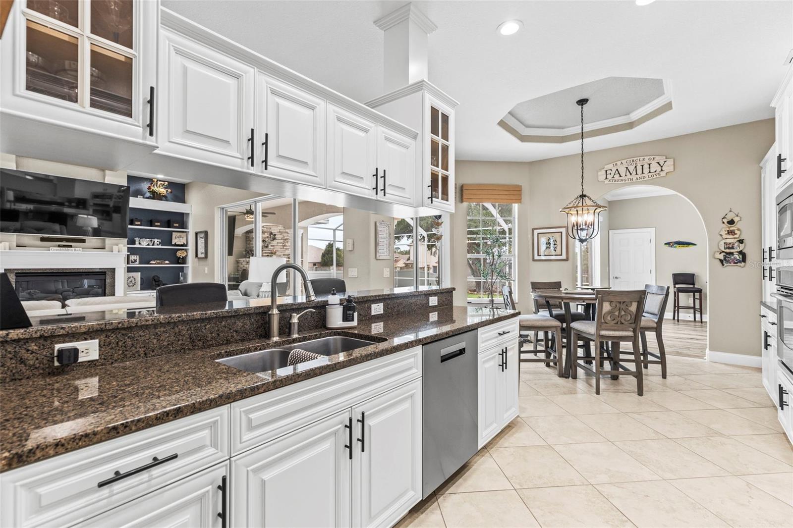 Stainless appliances including dishwasher