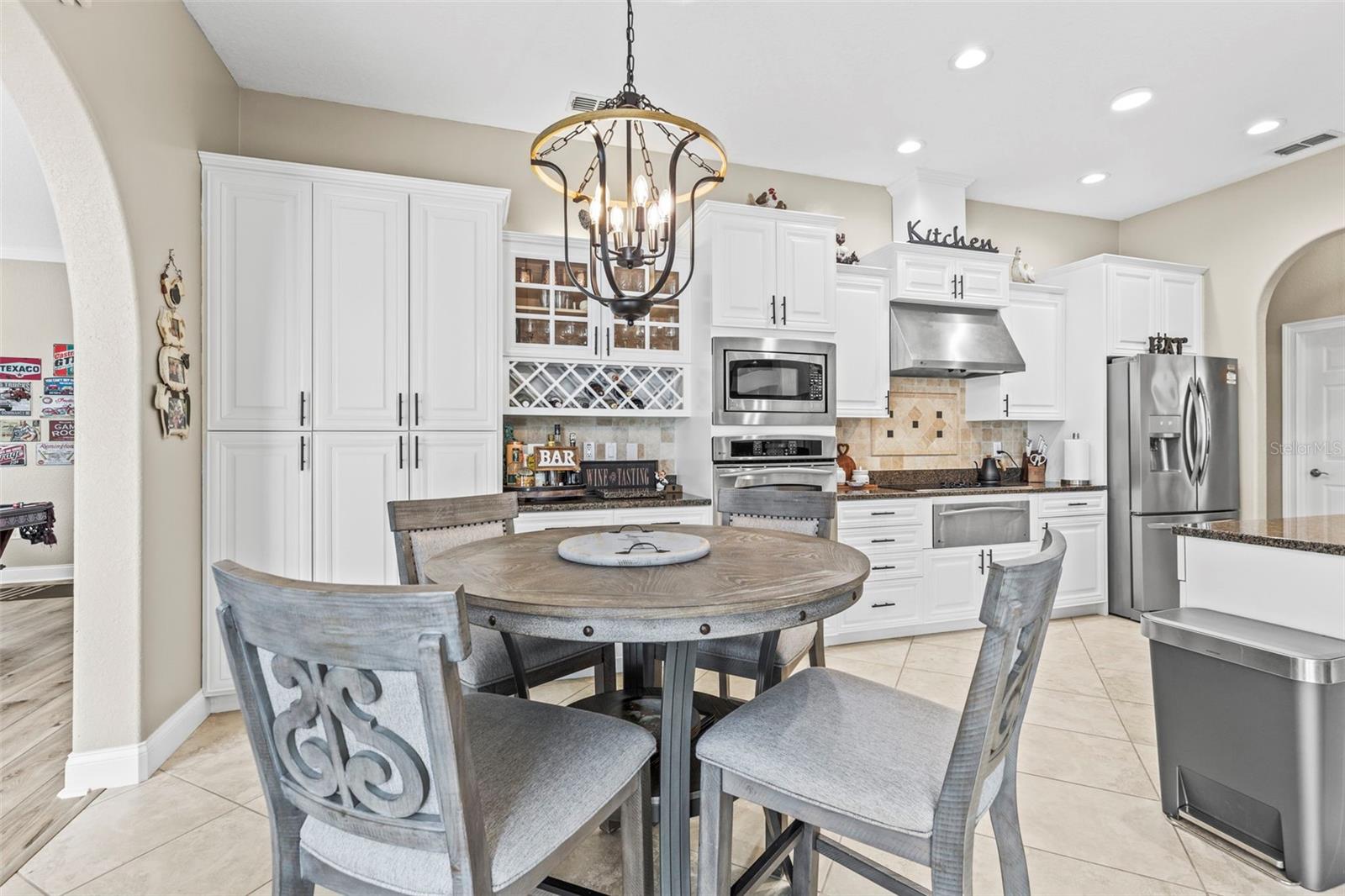 Breakfast nook in the kitchen